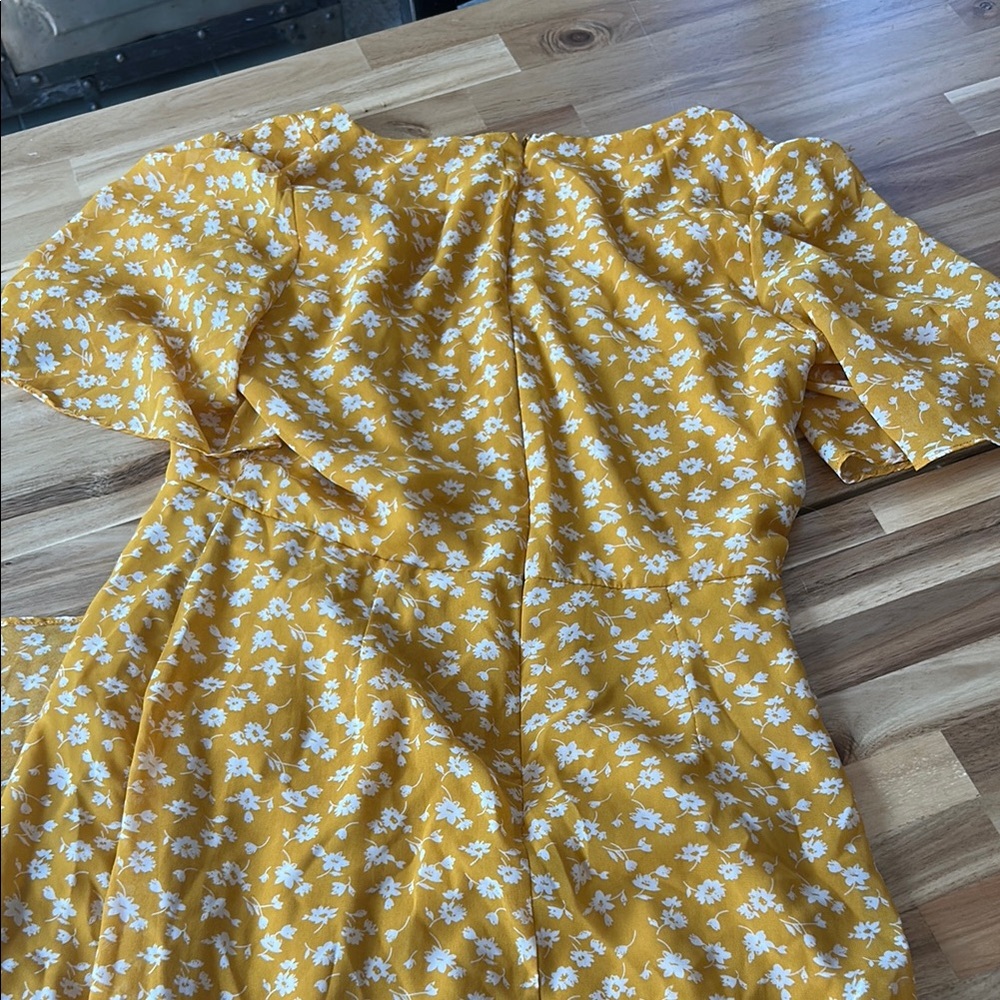 Lulu's Yellow Ruffled Puff Sleeve Sundress - Picture 5 of 5